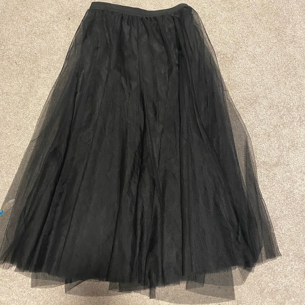 Black midi prom skirt